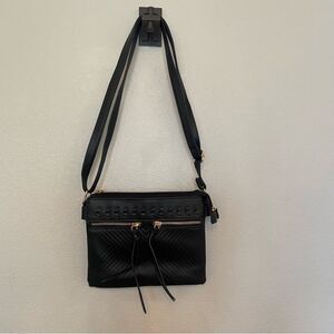Ivy London black adjustable purse NWOT